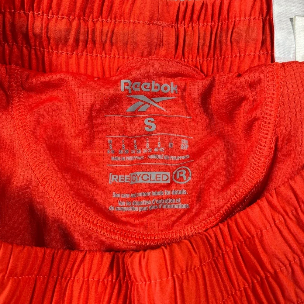 Reebok Running Active Mid Rise Athletic Shorts Womens Size S Orange Polyester
